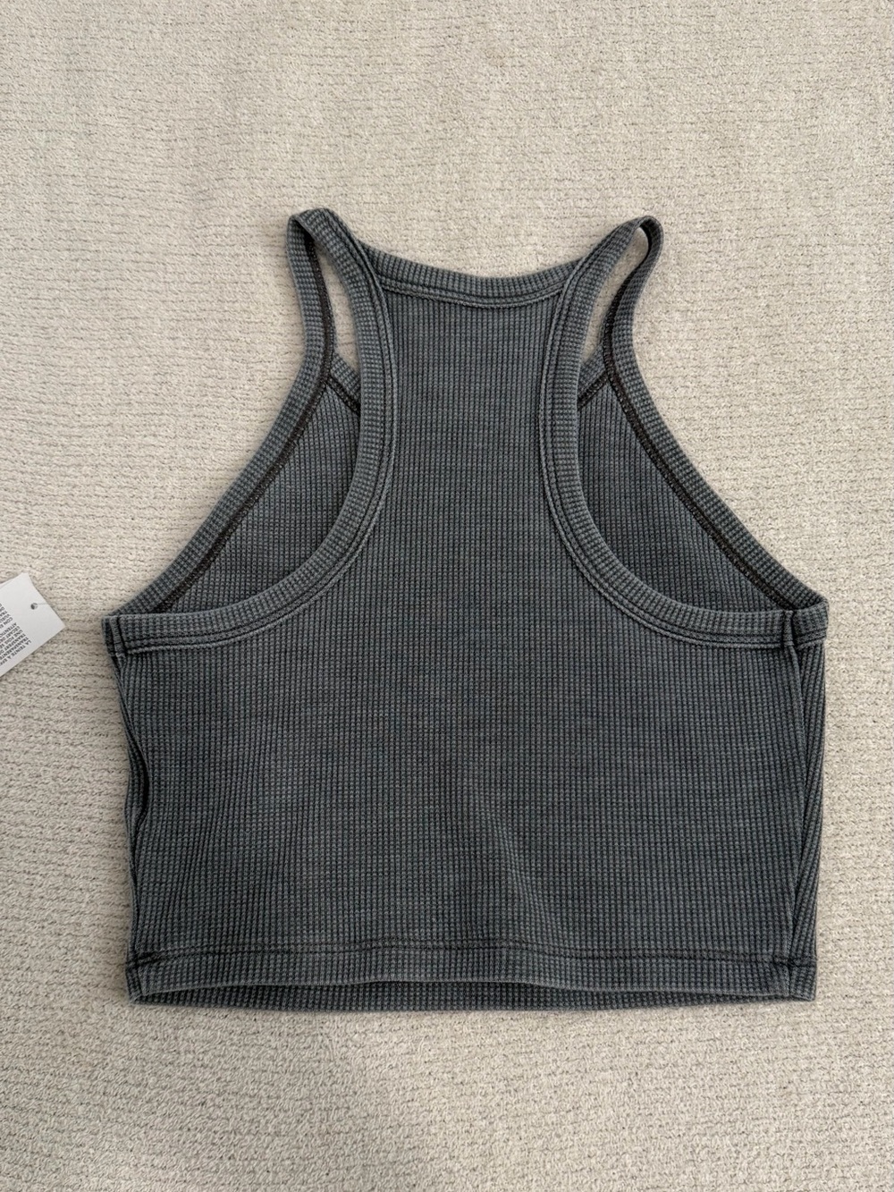 Cropped Tank - Picture 4 of 4